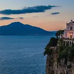 Vittoria Luxury 3*