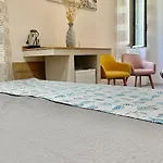 Vittoria Luxury Вико-Экуенсе